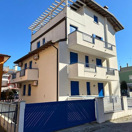 Residence Stefania - Agenzia Cocal กาออร์เล ภายนอก รูปภาพ
